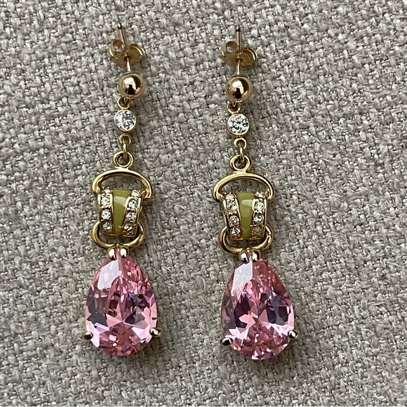 Banana Republic Pink Crystal Teardrop Earrings Gold Tone Post Back Closure - Picture 1 of 5